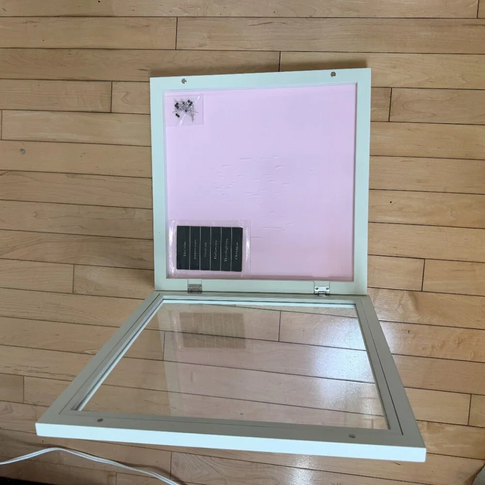 POTTERY BARN KIDS Gallery Shadow Box Picture Frame 15 x 15 White w/ Pink New